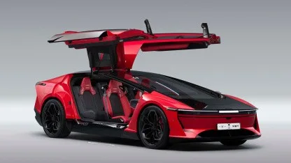Ceer Motors: Saudi-Arabien zeigt futuristische Elektroautos mit 850 PS