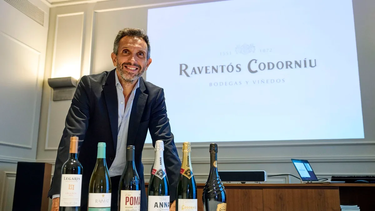Codorníu sale de pérdidas y gana 14 millones mientras el grupo sigue a la venta
