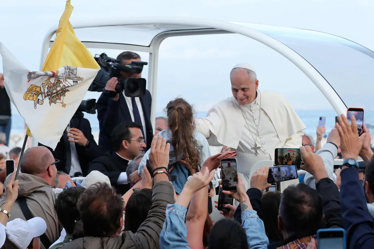 A un mes de la visita del papa León XIV, el Gobierno prepara un megaoperativo de seguridad y la Iglesia atrae aportantes privados