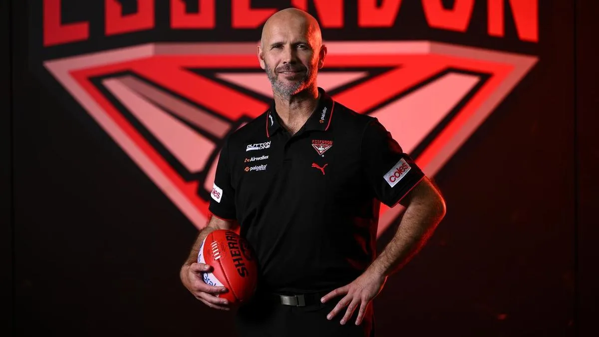 Essendon appoint Daniel Pratt as senior assistant under new coach Mark McVeigh