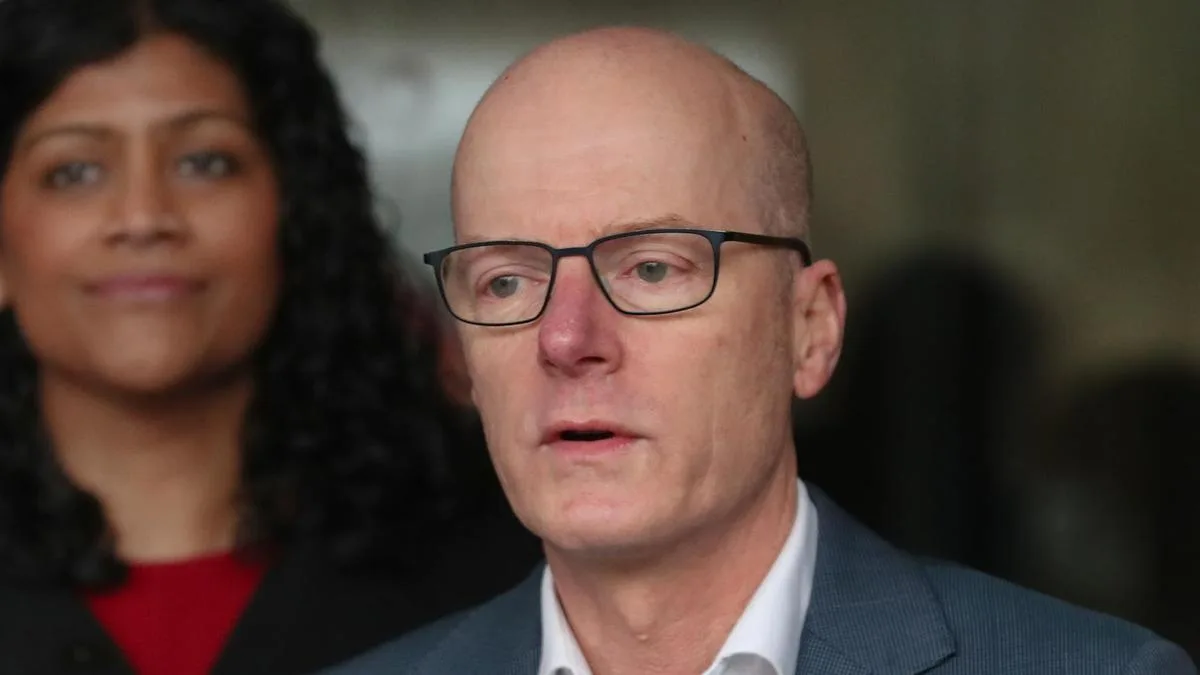 Victorian Greens MP Tim Read dies after cancer battle