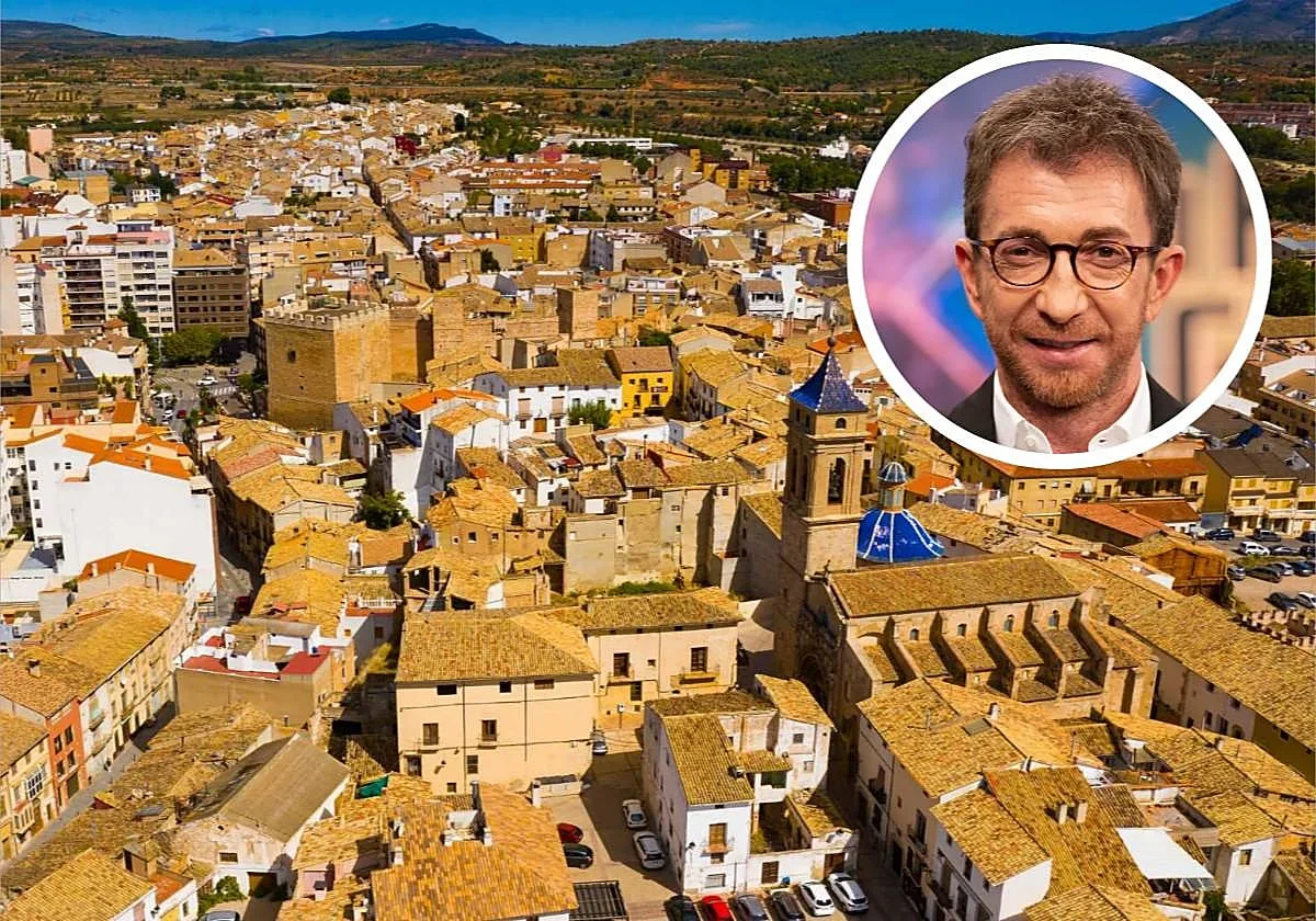 El pueblo de Valencia que vio nacer a Pablo Motos: está cerca de un volcán y tiene un casco antiguo lleno de cuevas