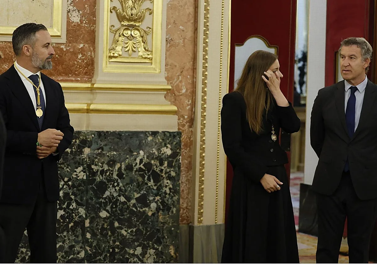 Feijóo y Abascal ante al golpe sanchista