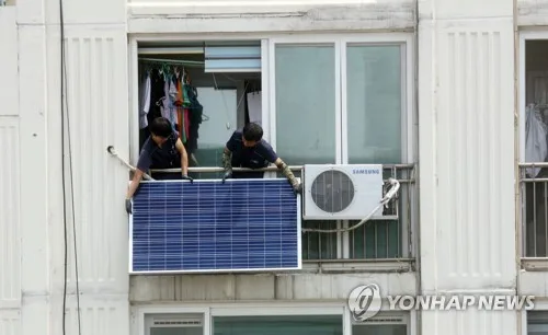전주시, 540가구에 베란다 태양광 설치 지원…자부담 20만원