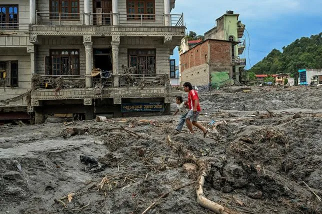 La catastrophe au Népal, une onde de choc mondiale