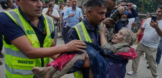 Nach Sturzflut: Zahl der Toten in Nepal und China steigt auf mindestens 160