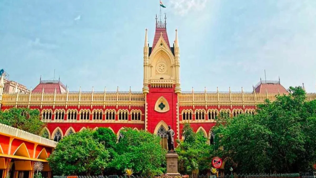 'Should act fairly': Calcutta HC slams EC for assigning 'envelope' symbol to rival TMC faction