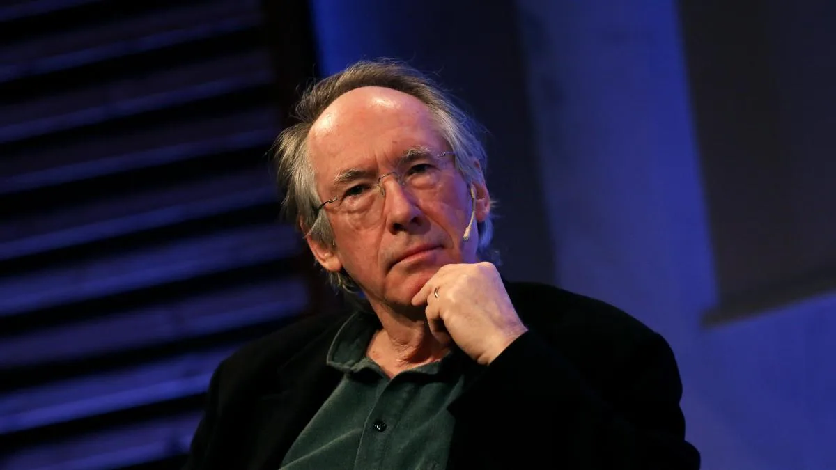 Ian McEwan: “Existe un pesimismo colectivo que nos tiene paralizados”