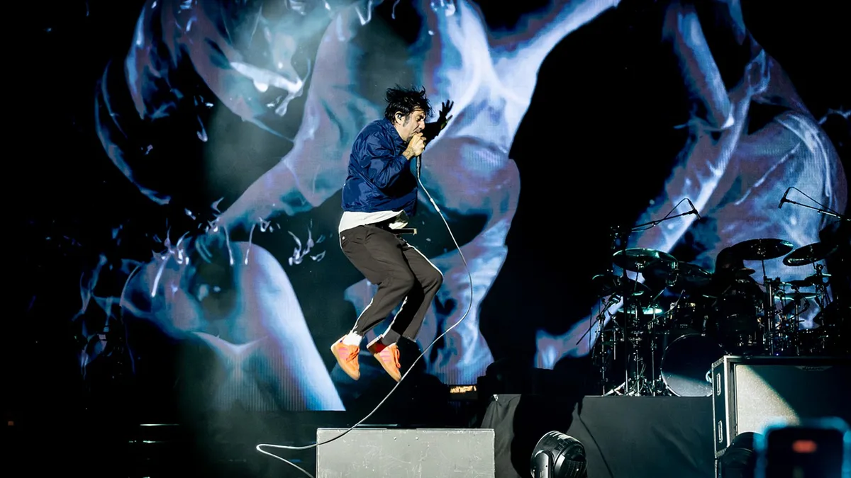 MEO Kalorama, dia 3: o corpo é que paga na arena dos Deftones e Turnstile