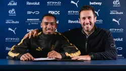 OFICIAL: Manchester City paga quase 40 milhões por extremo do Palmeiras