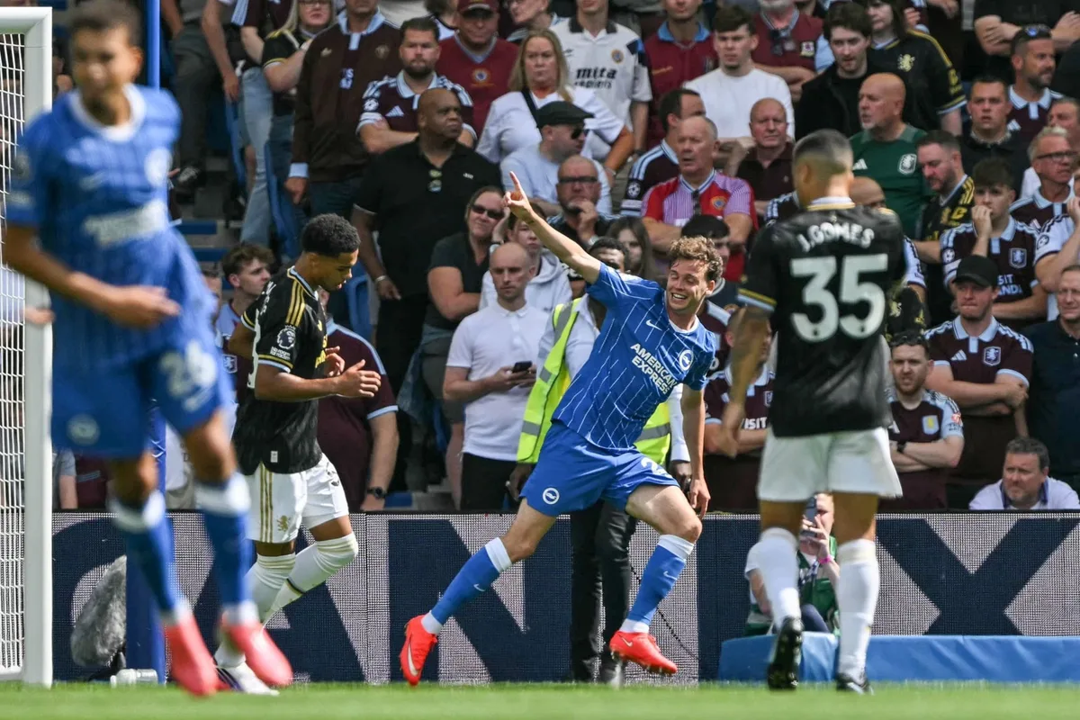 Aston Villa, envuelto en la novela de Emiliano Martínez, recibió un golpe tremendo ante Brigthon