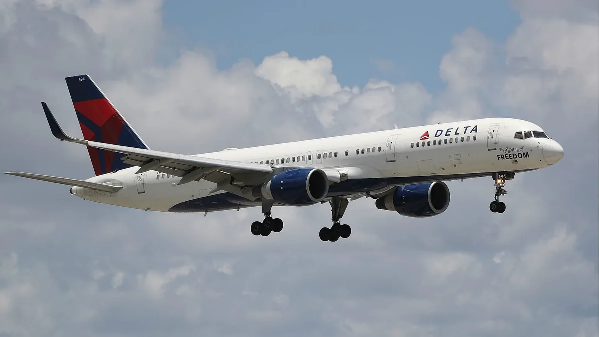 “Voy a llevar el avión y después necesito ir al hospital”: un vuelo de Delta aterrizó en Detroit tras la descompensación del capitán
