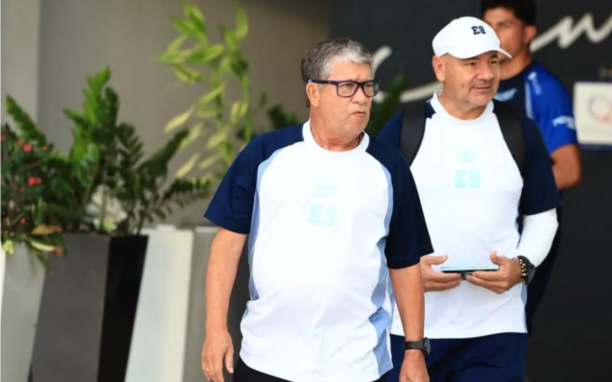 Hernán Darío ‘Bolillo’ Gómez fue ratificado como director técnico de El Salvador: la federación le salvó el puesto, pero con una condición