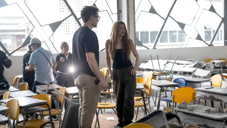 Shakira visitó zonas afectadas por el terremoto en Colombia y anunció la reconstrucción unidades educativas afectadas
