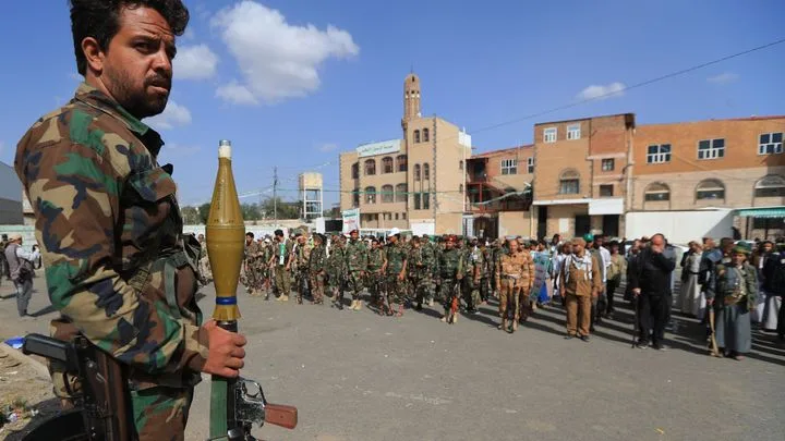 Blocage de Bab-el-Mandeb par les Houthis : quelles conséquences sur l’économie mondiale et la géopolitique régionale ?