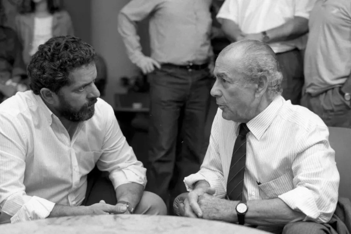 O dia em que Brizola decidiu fazer a elite engolir o "sapo barbudo"