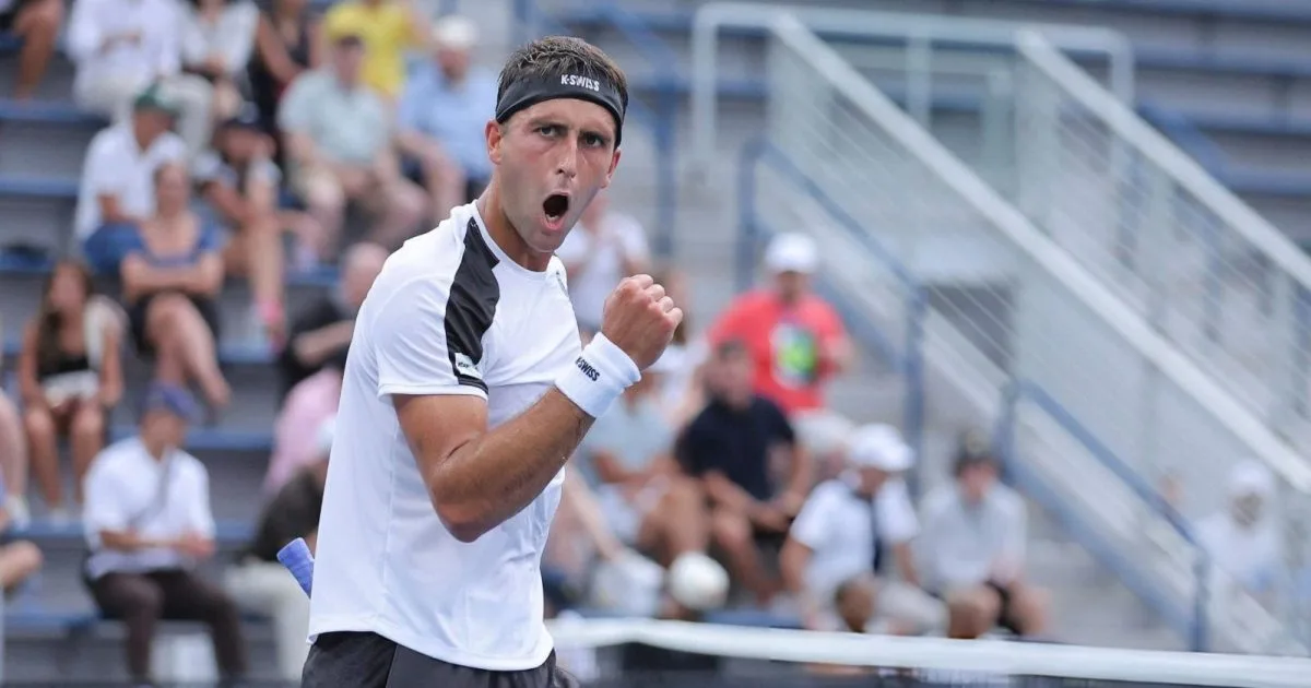 US Open: Tomás Etcheverry pudo con el británico Jacob Fearnley y sacó pasaje a tercera ronda
