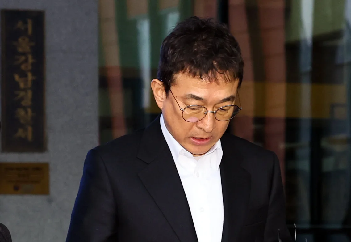 ‘뺑소니 후 술타기’ 의혹 배우 이재룡 첫 재판 11월 13일로 연기