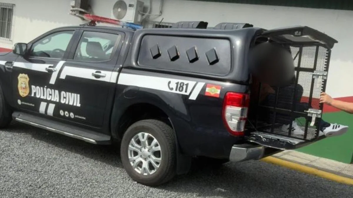 Homem é preso suspeito de aplicar golpe de R$ 100 mil com promessa de falso empréstimo do BNDES em SC