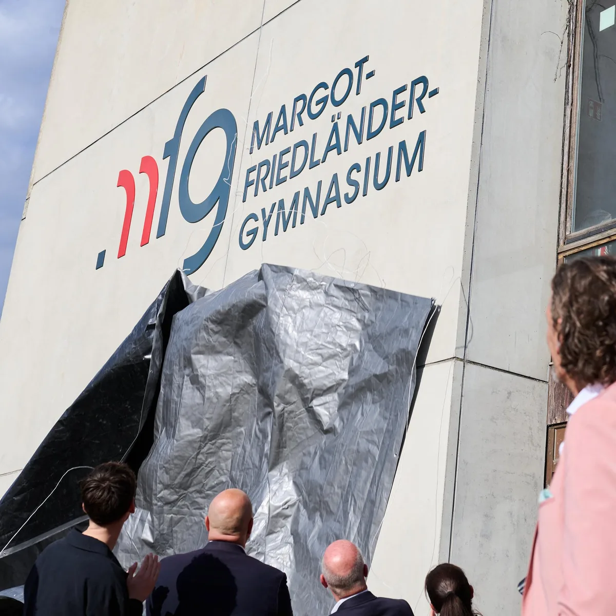 Holocaust-Überlebende - Gymnasium in Berlin nach Margot Friedländer benannt