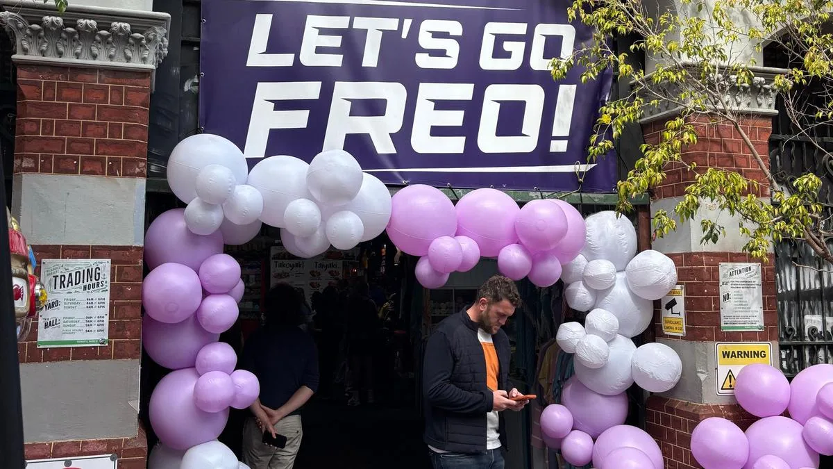 Purple fever takes over Fremantle as palpable Wharfie energy turns streets electric ahead of Grand Final