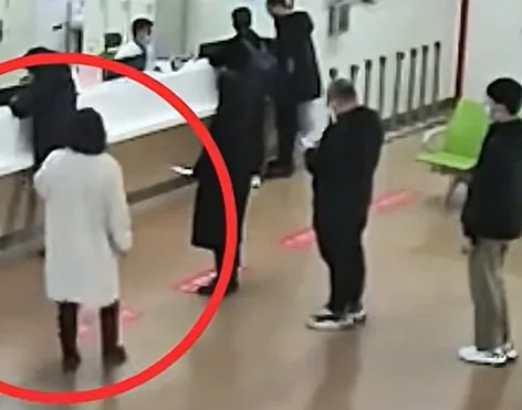 임신부에 자리 내준 사람에 또 양보…감동의 ‘양보 릴레이’(영상)