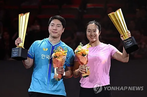 신유빈-임종훈, WTT 중국 스매시 혼합복식 우승