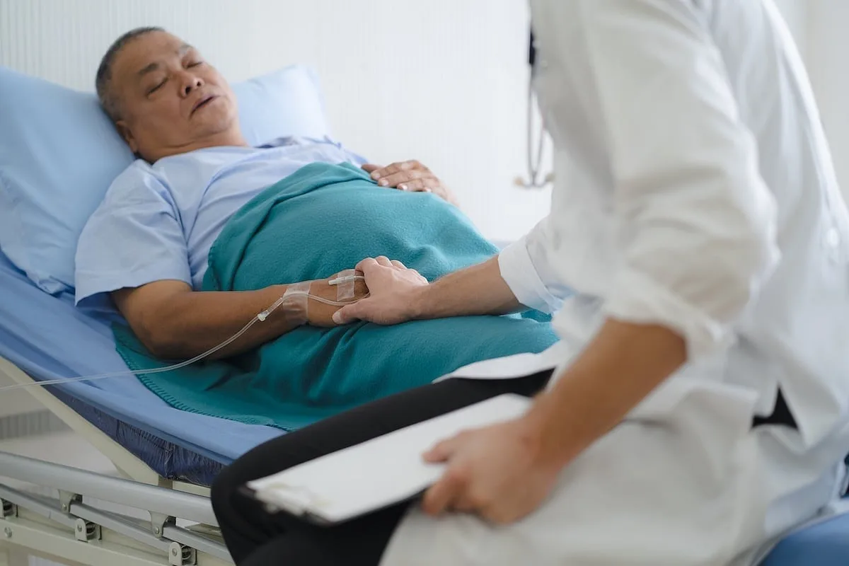 La terapia previa a la cirugía podría mejorar la recuperación de los mayores, según un estudio