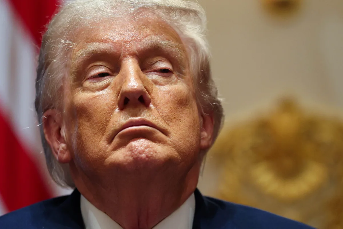 Voo secreto: ameaça de míssil levou Trump a trocar de avião na Turquia