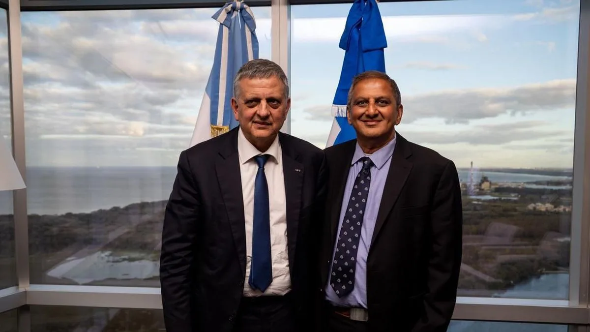 Horacio Marín se reunió con Dharmesh Mehta, Executive Chairman de Corva