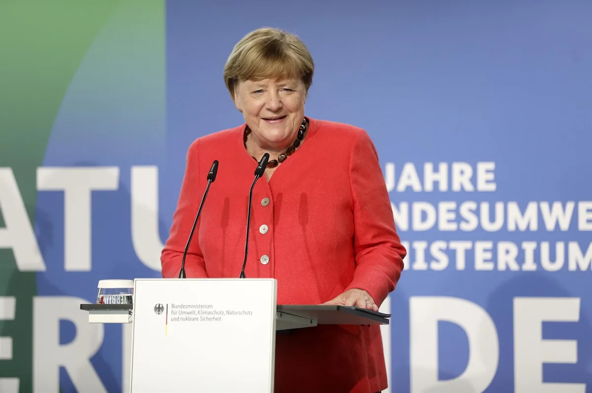 Merkel pide a la población alemana "luchar por su democracia" ante el ascenso de AfD en las regionales