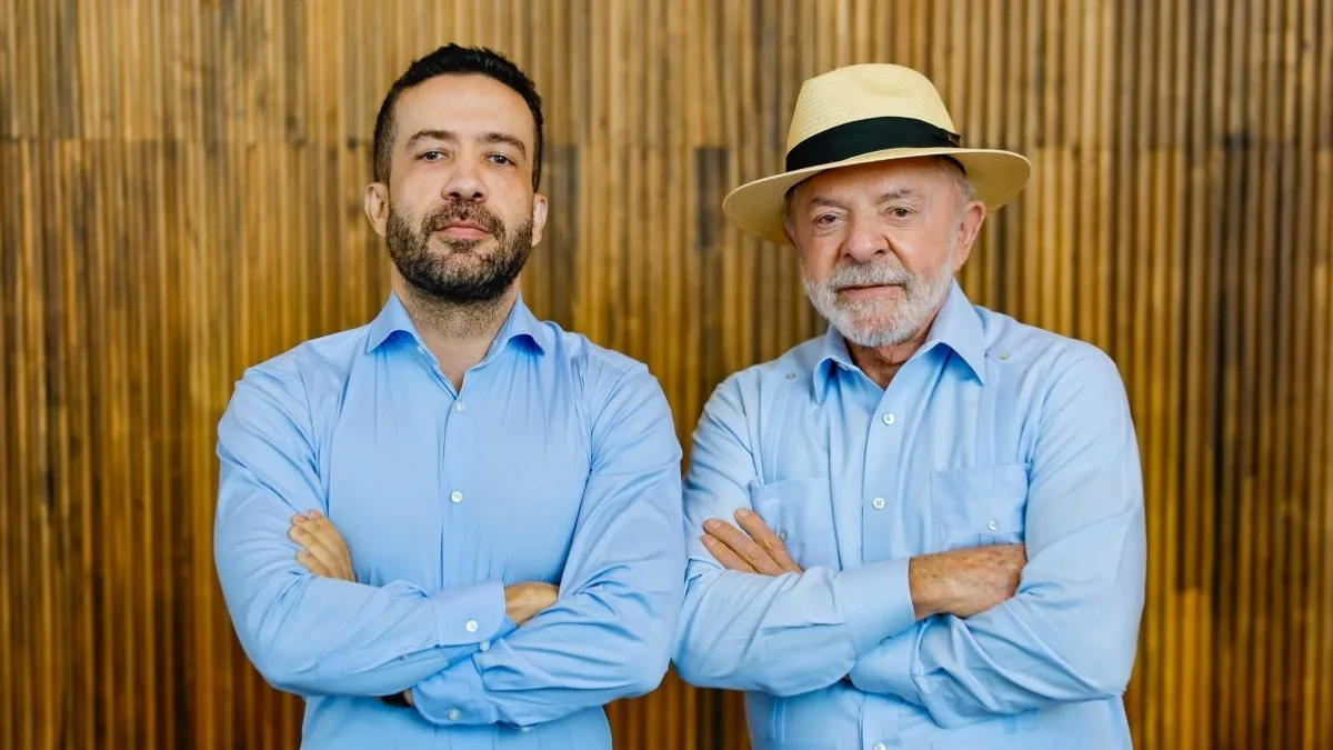 Aliado de Lula, Janones projeta ‘virada’ de Flávio e ataca estratégia do PT: ‘Comunicação dos anos 80’