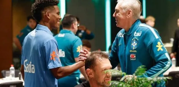 Estêvão supera lesão após perder Copa com seleção: 'Focar no futuro'