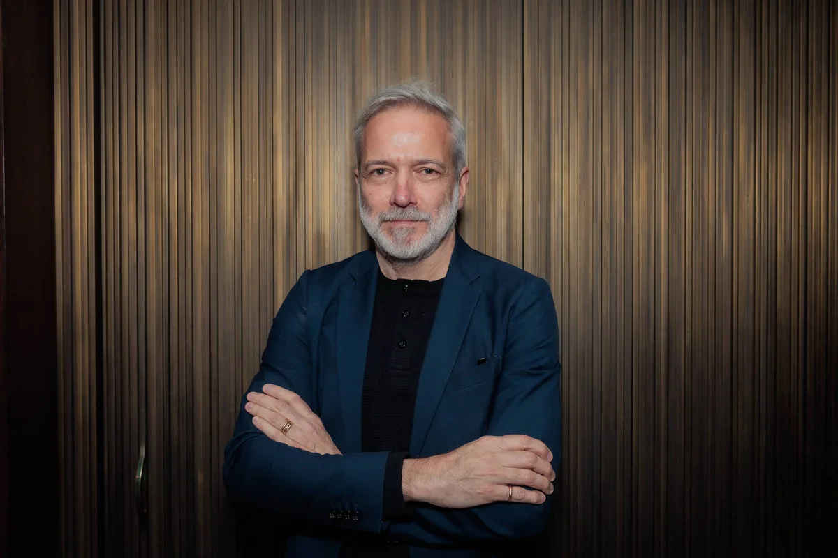 Indústria do livro está doente e descontos enganam leitores, diz Martins Fontes