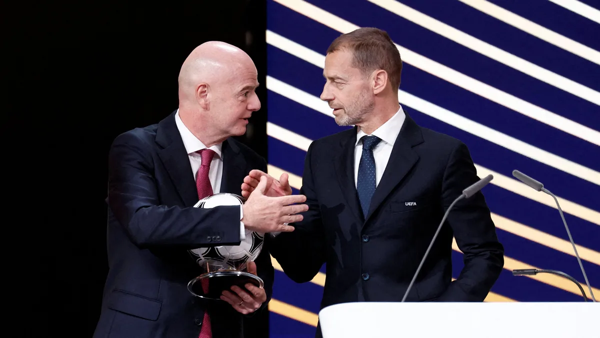 Ceferin se baja de la carrera por la FIFA, pero advierte que Infantino podría tener un rival en 2027