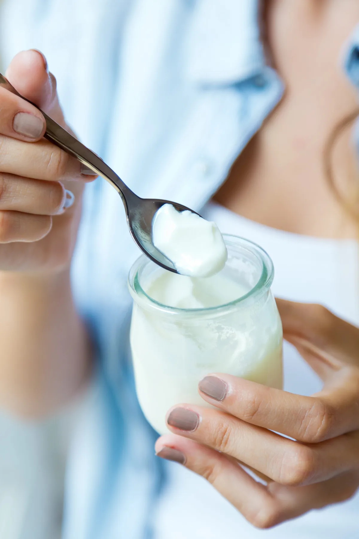 Por qué el yogur está asociado a menor riesgo de enfermedades crónicas