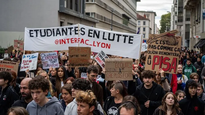 Mobilisation lycéenne : 480 000 manifestants selon les organisations, 161 500 d'après le ministère de l'Intérieur