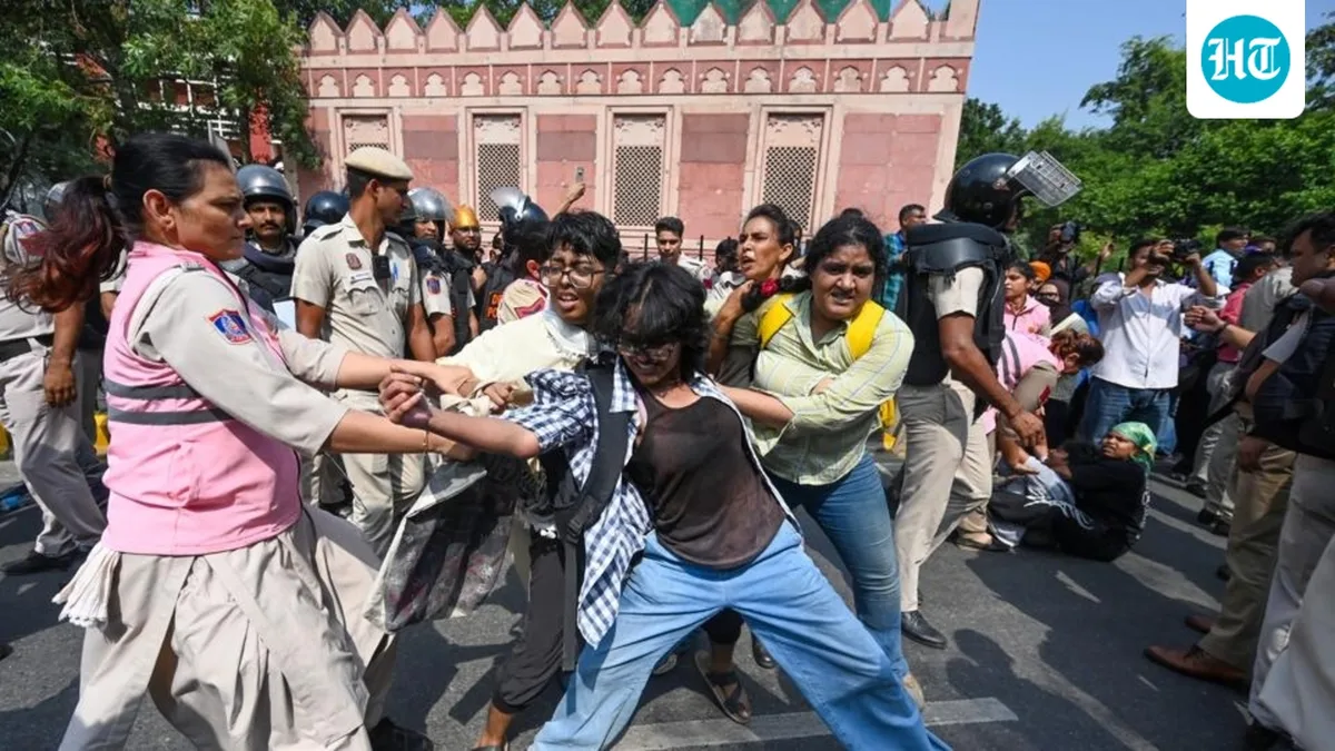 Judge unwell, Supreme Court defers hearing on Delhi protest crackdown till Thursday
