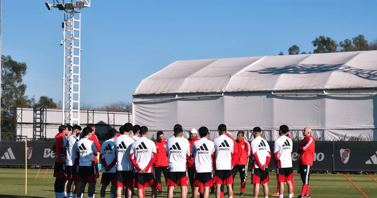Tres jugadores de River entrenaron más para llegar bien a la Copa