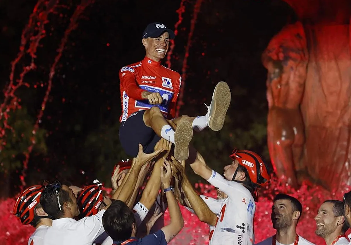 «He soñado cada noche con ganar esta Vuelta»: la redención dorada de Enric Mas
