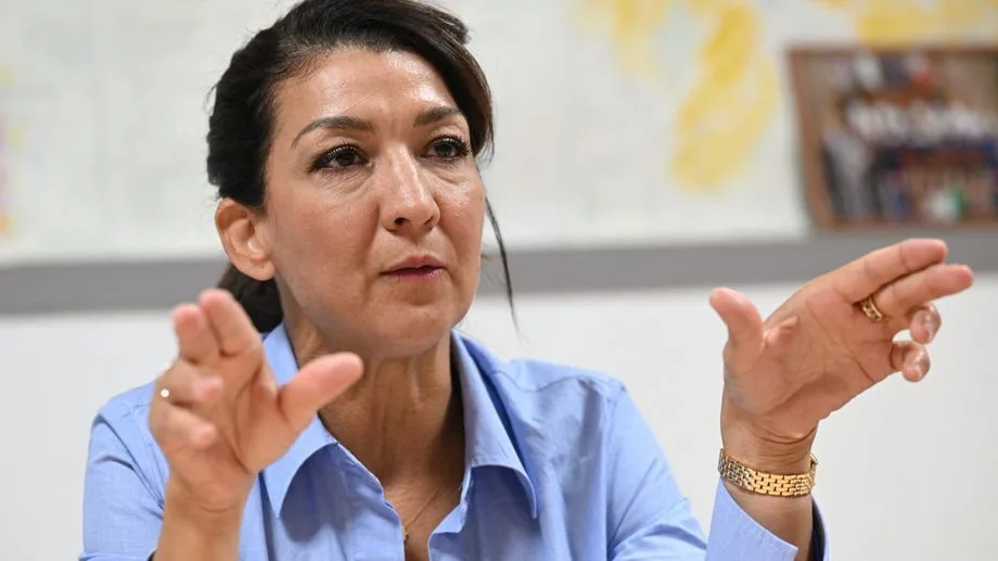 La ministre déléguée à la Formation professionnelle appelle les entreprises à embaucher des apprentis