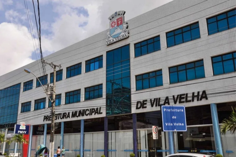 Prefeitura de Vila Velha abre seleção com salário de até R$ 7 mil