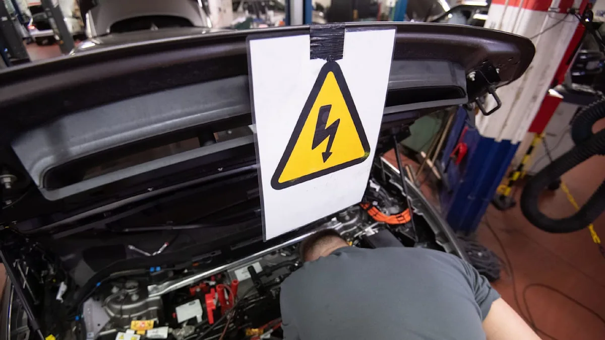 Studie: So lange halten E-Auto-Batterien - Koreaner toppen Tesla-Akkus!
