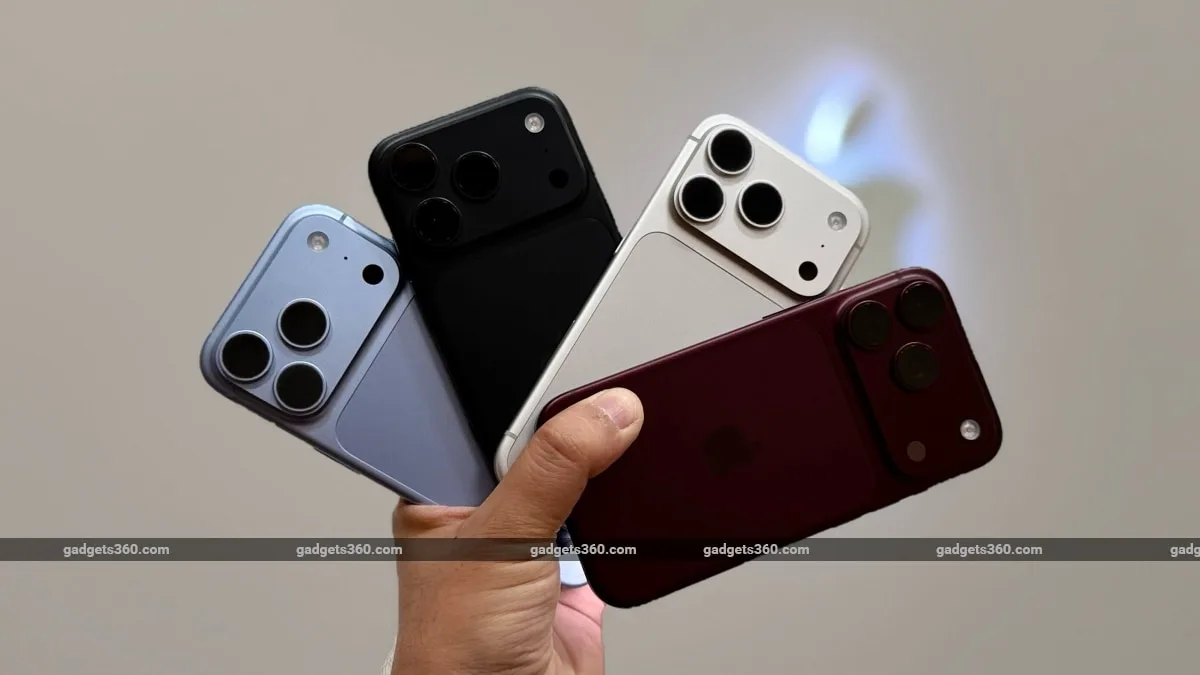 Apple’s 20th Anniversary iPhone Said to Favour Unique Display Over Advanced Technology