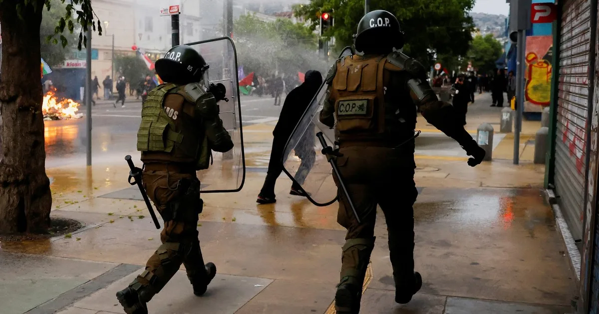 Chile: la marcha por el séptimo aniversario del estallido social terminó con 29 detenidos