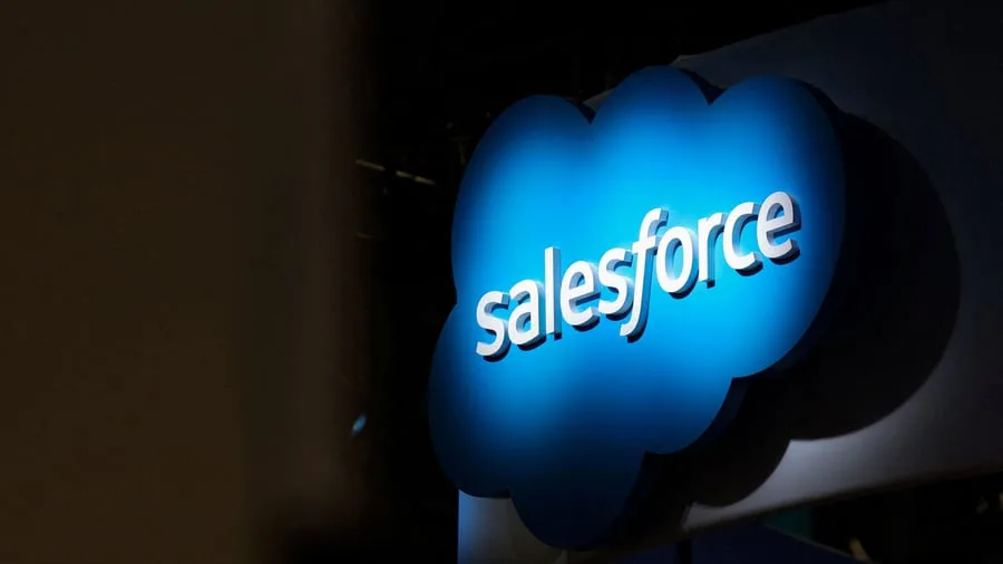 Software-Firma: Salesforce hebt Jahresziele dank KI-Boom an