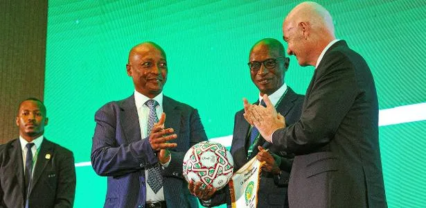 África declara 'apoio incondicional' a Infantino em eleição da Fifa