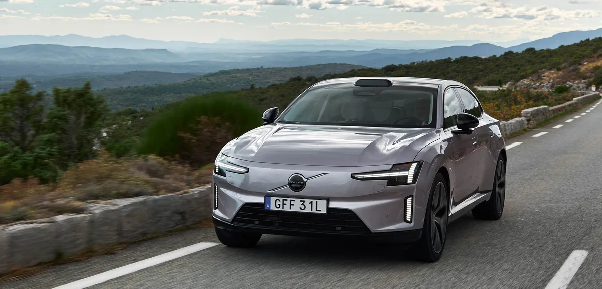 Volvo’s ES90 has one flaw, and it is not the price