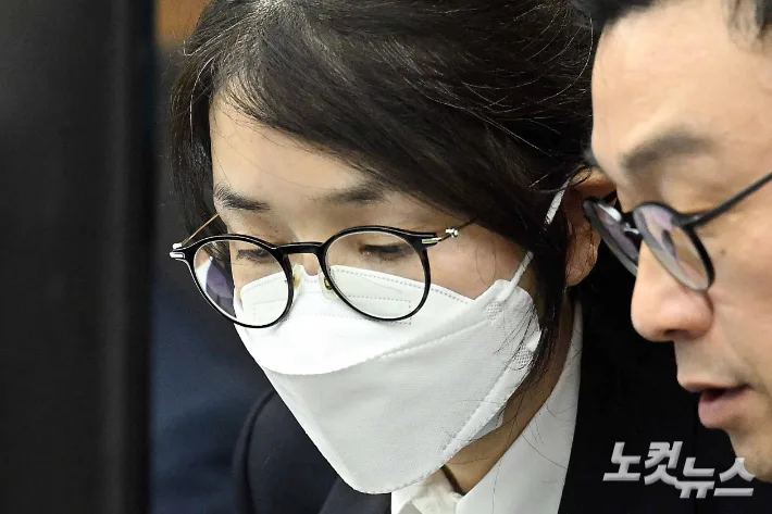 김건희 '매관매직' 2심서 징역 5년…1심보다 2년 감형