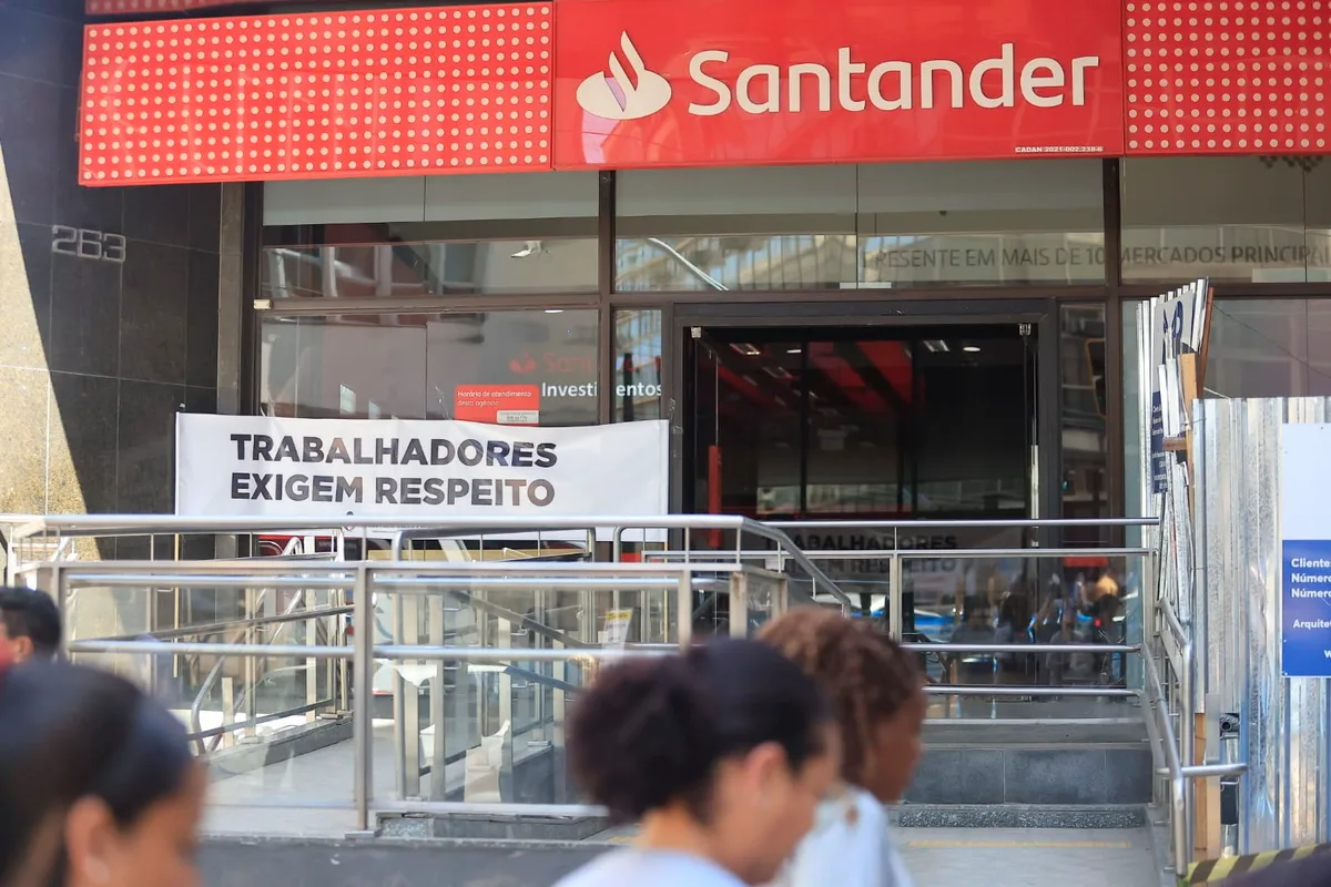 Bancos entram em greve hoje: saiba quais serviços serão afetados